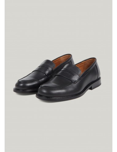 Wembley loafers in black s'inspire de l'anatomie humaine